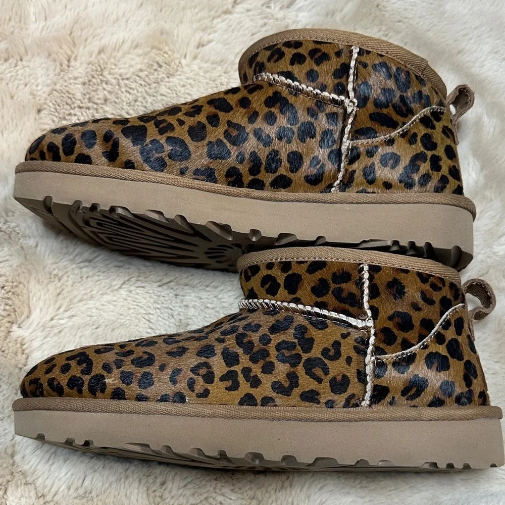 UGG Kids Leopard Print Boots - Brown and Black